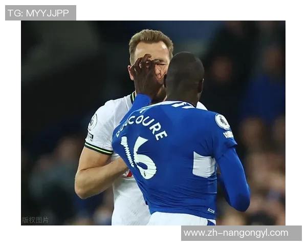 五大联赛争冠形势分析:法甲稳固利物浦压力山大意甲西甲三强对决德甲竞争激烈 五大联赛争冠形势分析:法甲稳固利物浦压力山大意甲西甲三强对决德甲竞争激烈