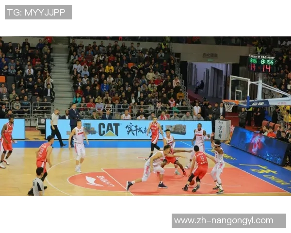 中国男篮迎战约旦队全力争胜期待精彩对决展现篮球魅力与团队精神 中国男篮迎战约旦队全力争胜期待精彩对决展现篮球魅力与团队精神